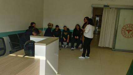 Okul kantininden döner yiyen 11 liseli hastanelik oldu