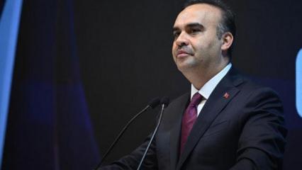 Bakan Kacır'dan Hırvatistan'daki uçak kazasında şehit olan pilot için başsağlığı mesajı