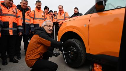 Kış lastiği uygulaması başlıyor, Bakan Uraloğlu duyurdu! Süre arttı, 5 ay zorunlu olacak..