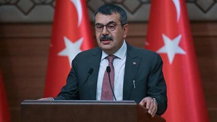 Ara tatil sistemi 2026'da kaldırılıyor mu? MEB son noktayı koydu!