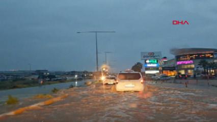 Ayvalık'ta sağanak; metrekareye 120 kilogram yağış düştü