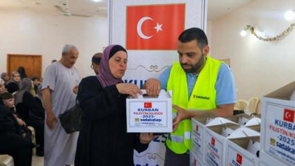 Sadakataşı 35 ülkeye 23 bin hisse kurban ulaştırdı