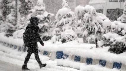 Meteoroloji'den yeni uyarı: 2 bölgeye için kar ve sağanak geliyor!