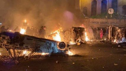 İran'da savcı ve polisler yakılarak &ouml;ld&uuml;r&uuml;ld&uuml;