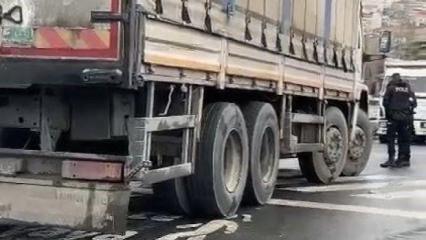 Kocaeli&rsquo;nde feci &ouml;l&uuml;m: Kamyonun altında kaldı