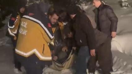 Yolu kardan kapanan k&ouml;yde rahatsızlanan hasta i&ccedil;in ekipler seferber oldu
