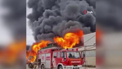 Son Dakika: B&uuml;y&uuml;k&ccedil;ekmece'de iş yerinde yangın!