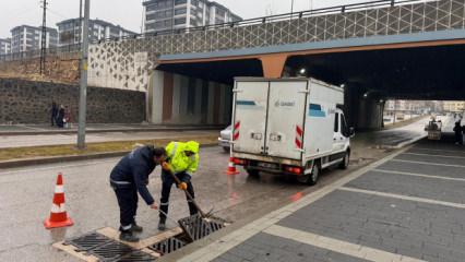 Gaziantep B&uuml;y&uuml;kşehir, sağanak yağışa karşı teyakkuzda
