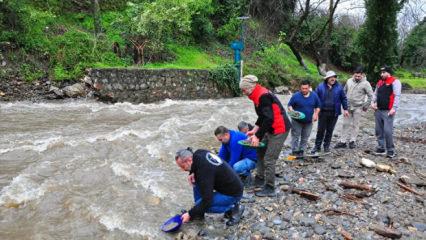 Altın avcıları akın etti! T&uuml;rkiye'nin d&ouml;rt bir yanından gelip altın aradılar!