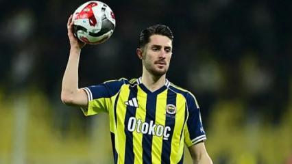 F.Bah&ccedil;e'de milli futbolcu kul&uuml;bede oturmak istemiyor! Bavulunu hazırladı: Rotası Avrupa