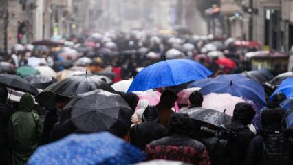 G&uuml;neşe aldanmayın, yeni yağış dalgası geliyor! İstanbul'da 4-5 g&uuml;n s&uuml;recek