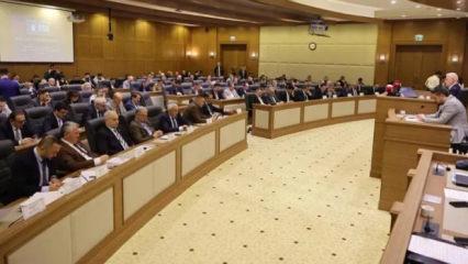 Bursa'da se&ccedil;im tarihi belli oldu! Belediye el değiştirebilir! 