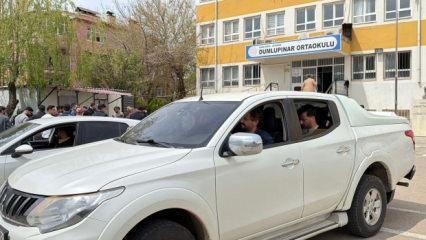 Şanlıurfa'da okulda bı&ccedil;aklı saldırı iddiası! Valilikten a&ccedil;ıklama geldi