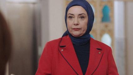 Kızılcık Şerbeti'yle yolları ayrılmıştı! Yeni adresi şaşkına &ccedil;evirdi