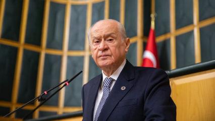 Devlet Bah&ccedil;eli'den şampiyon Galatasaray'a tebrik!