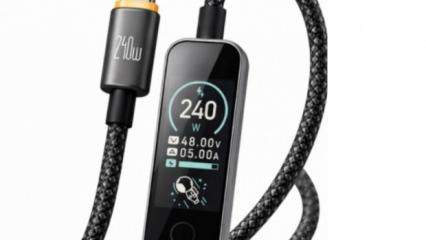 Şarj kabloları akıllandı: Ekranlı kablo d&ouml;nemi başladı