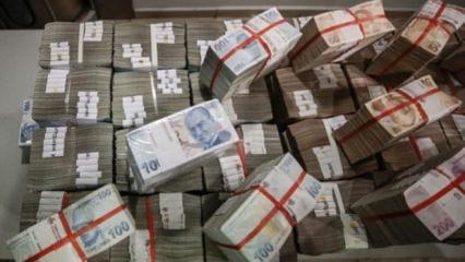 Memur ve emeklilerin g&ouml;z&uuml; kulağı bu haberde! Geri sayım başladı