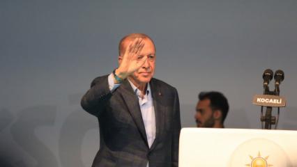 Başkan Erdoğan'dan gen&ccedil;lere ter&ouml;rs&uuml;z T&uuml;rkiye ve aydınlık gelecek mesajı
