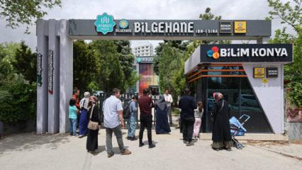 Konya B&uuml;y&uuml;kşehir'in d&uuml;zenlediği 'Umre &Ouml;d&uuml;ll&uuml; Siyer Bilgi Yarışması'nda final heyecanı