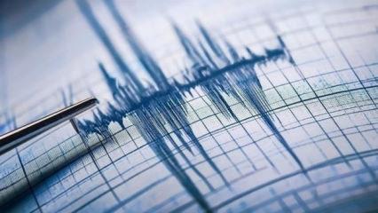 Balıkesir'de 4 b&uuml;y&uuml;kl&uuml;ğ&uuml;nde deprem