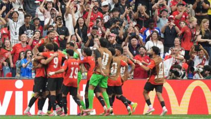 İkinci yarıda d&ouml;n&uuml;p lider oldular! Fişi S&uuml;per Lig'in eski yıldızı &ccedil;ekti