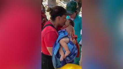 Venezuela'da mucize: 60 saat sonra enkazdan sağ &ccedil;ıkarıldı