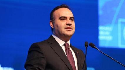Bakan Kacır, 7 &uuml;lkenin b&uuml;y&uuml;kel&ccedil;ilerini ağırladı: Yatırım ve teknoloji konuları masada!