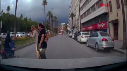 Hatay'da yaya ge&ccedil;idinde skuterli &ccedil;ocuğa motosiklet &ccedil;arptı
