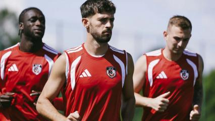 S&uuml;per Lig ekibi t&uuml;m bor&ccedil;ları &ouml;dedi ve transfer yasağını kaldırdı