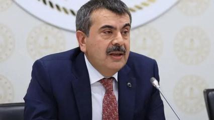 Okullarda ders saatleri kısalıyor: Koşullar duyuruldu! 30'a d&uuml;ş&uuml;r&uuml;l&uuml;yor