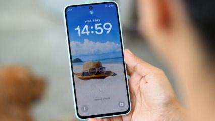 Telefon devinden &uuml;zen karar: Resmen kaldırıldı! 2'sinde birden olmayacak