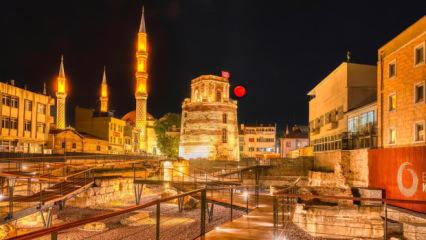 4 ayda Edirne'nin yeni g&ouml;zdesi oldu: Bakan Ersoy Makedonya Kule M&uuml;zesi'ni ziyaret etti