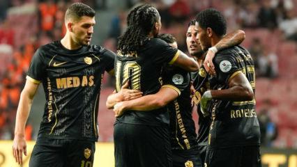Amedspor'dan Galatasaray ma&ccedil;ı &ouml;ncesi yalıda dayanışma! Katılım 500 bin TL