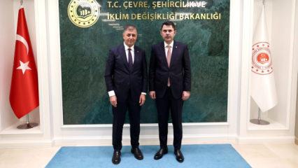 Bakan Kurum, İzmir B&uuml;y&uuml;kşehir Belediye Başkanı Tugay'ı kabul etti