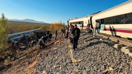 İspanya'daki 64 kişinin hayatını kaybettiği kaza alanı havadan g&ouml;r&uuml;nt&uuml;lendi!