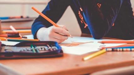 Veli ve &ouml;ğrenciler dikkat! MEB sistemi a&ccedil;madan fırsat&ccedil;ılar sahaya indi