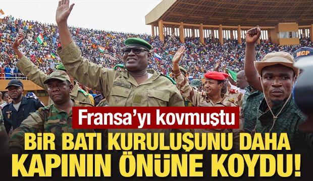 Fransa'yı kovan Afrika ülkesi, bir Batı kuruluşunu daha kapının önüne koydu!