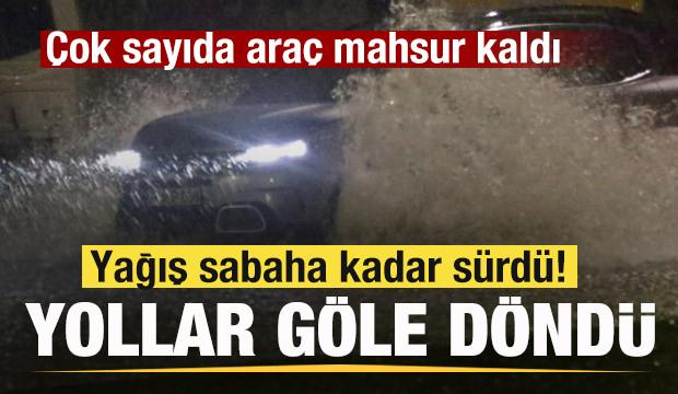 Antalya'da sağanak yolları g&ouml;le d&ouml;nd&uuml;rd&uuml;: &Ccedil;ok sayıda ara&ccedil; mahsur kaldı