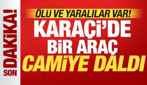 Pakistan'da bir araç camiye daldı: Ölü ve yaralılar var
