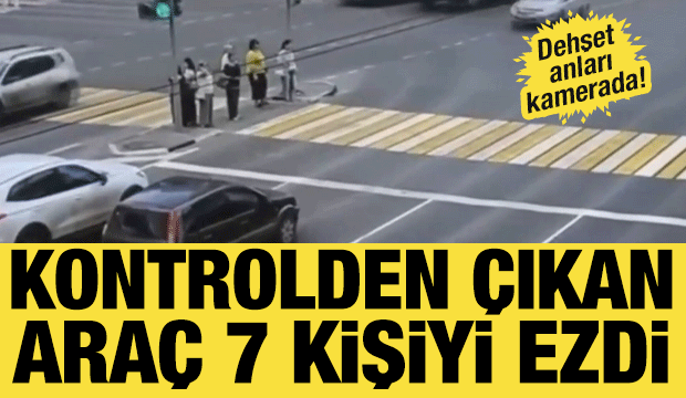Rusya'da dehşet anları: Kontrolden &ccedil;ıkan ara&ccedil; ışıklardaki yayaları bi&ccedil;ti