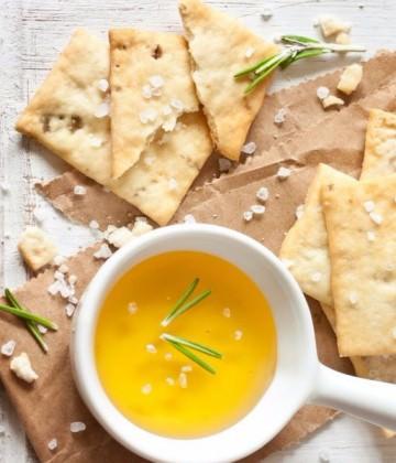 Biberiyeli krakerler