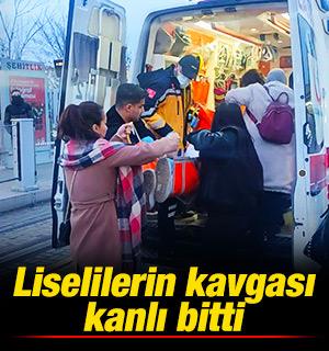 Liselilerin kavgası kanlı bitti