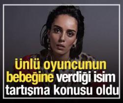 Bestemsu &Ouml;zdemir bebeğini kucağını aldı