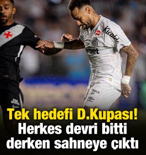 Tek hedefi D&uuml;nya Kupası! Herkes devri bitti derken sahneye &ccedil;ıktı