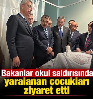 Bakanlar Kahramanmaraş'taki silahlı saldırıda yaralananları ziyaret etti