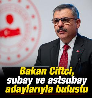 Bakan &Ccedil;ift&ccedil;i, subay ve astsubay adaylarıyla buluştu