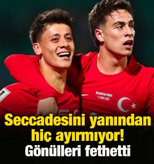 Seccadesini yanından hi&ccedil; ayırmıyor! G&ouml;n&uuml;lleri fethetti