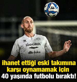 Ceza almıştı! İhanet ettiği eski takımına karşı oynamamak i&ccedil;in 40 yaşında futbolu bıraktı