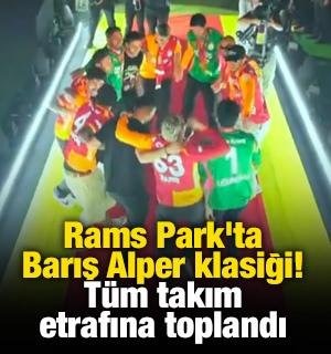 Rams Park'ta Barış Alper klasiği! T&uuml;m takım etrafına toplandı