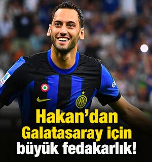 Hakan &Ccedil;alhanoğlu'ndan Galatasaray i&ccedil;in b&uuml;y&uuml;k fedakarlık!